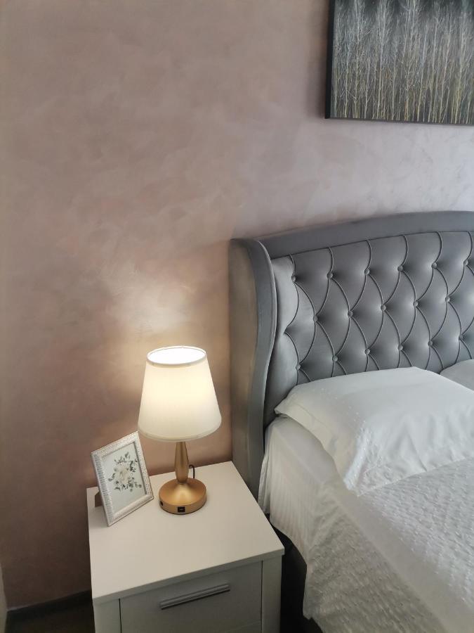 Апартаменти Unirii Apartament 2 Бухарест Екстер'єр фото